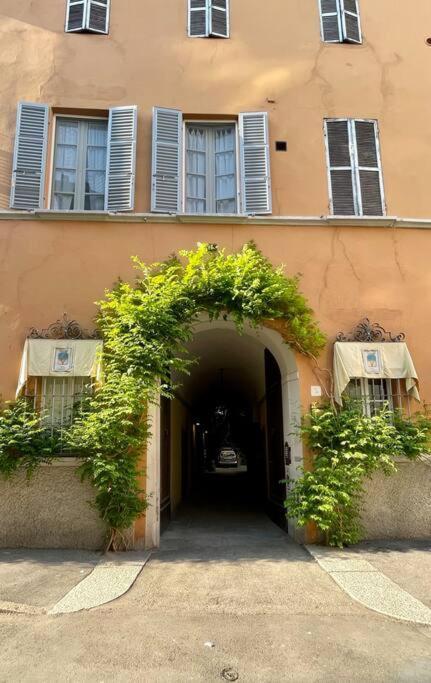 Apartamento Altana - Loft Sulla Citta Parma Exterior foto