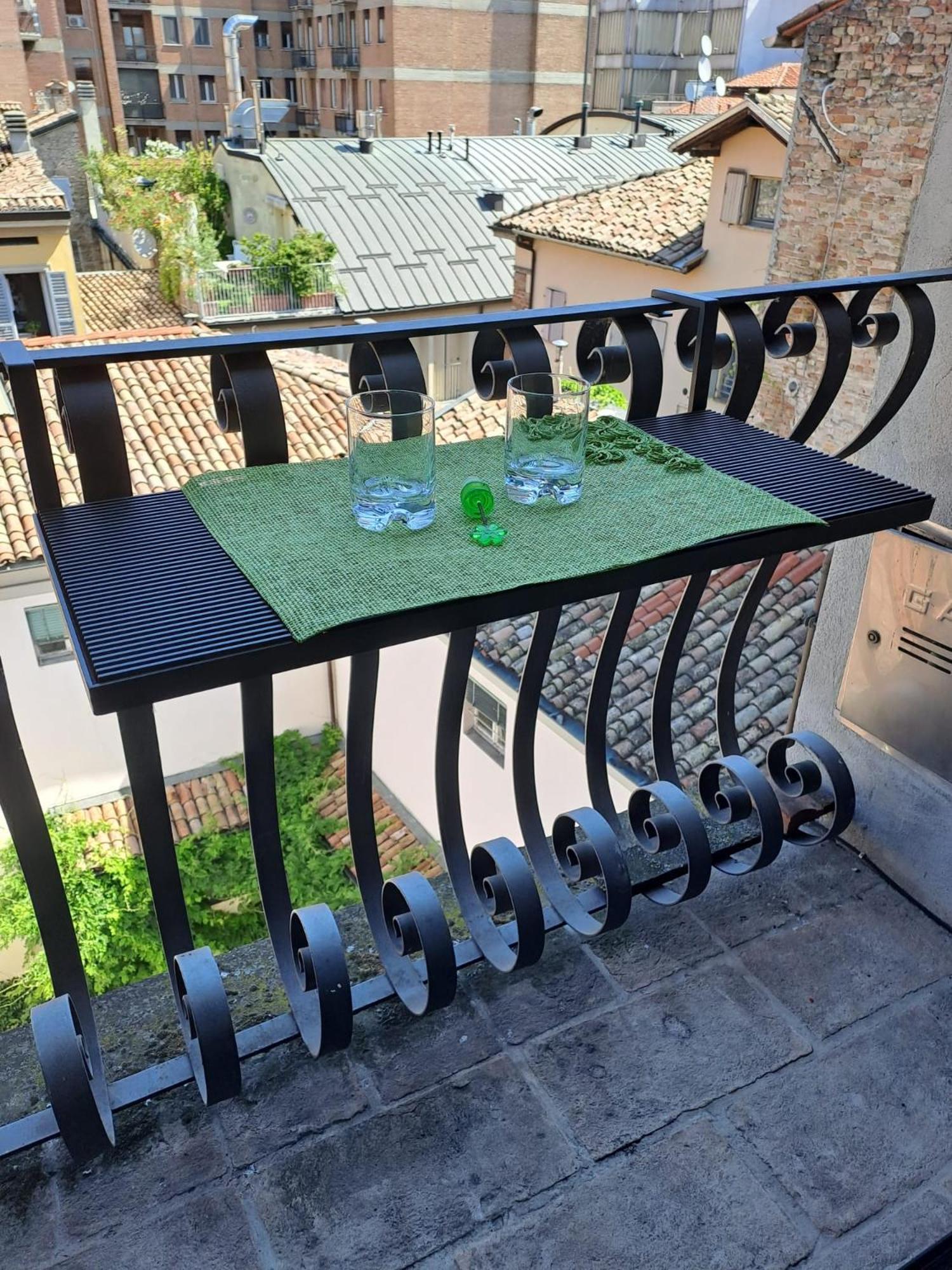 Apartamento Altana - Loft Sulla Citta Parma Exterior foto